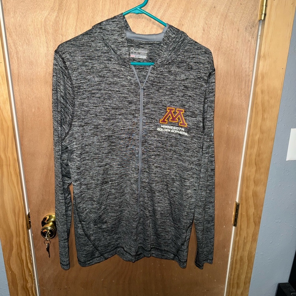 University of Minnesota Under Armour Zip Up size SM